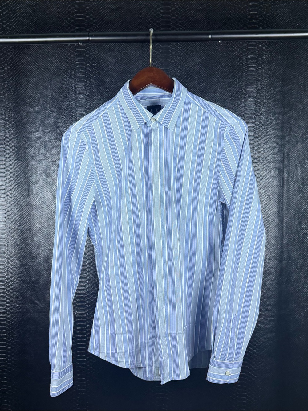 Armani Exchange Dress Shirt Men's Small Blue Vertical Stripe Slim Fit Snap Front